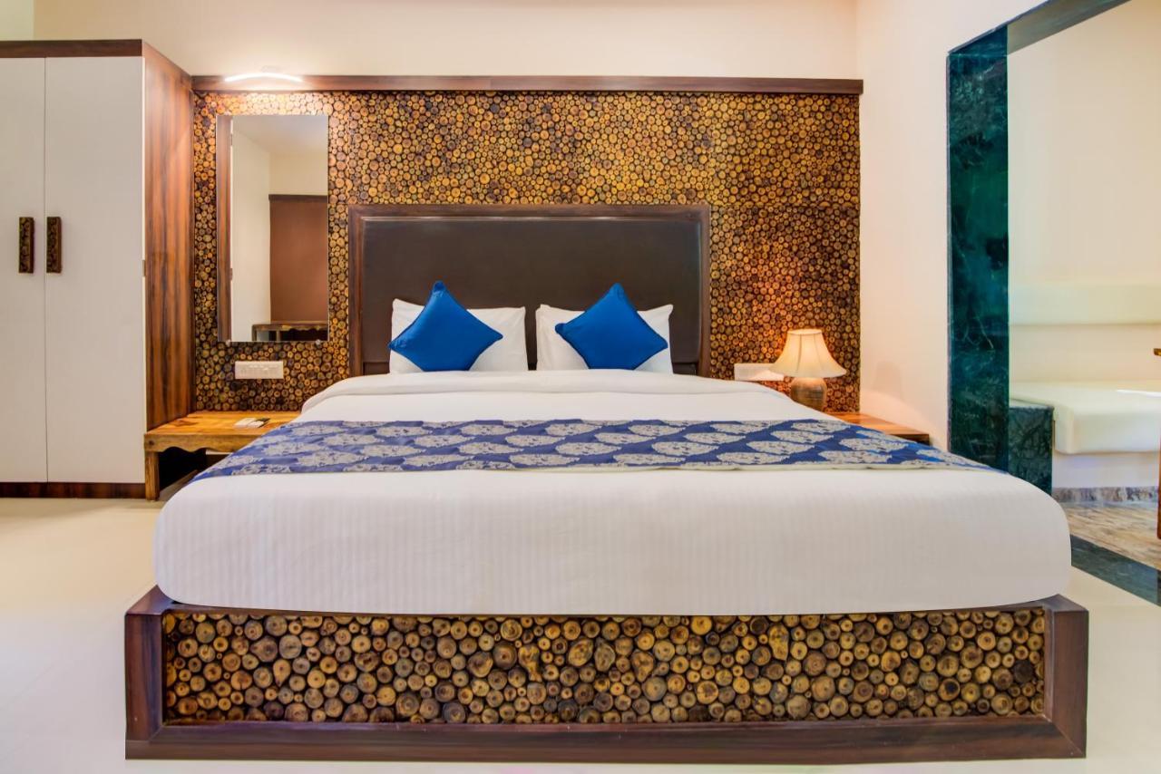 Отель Club Mahindra Netrang Экстерьер фото