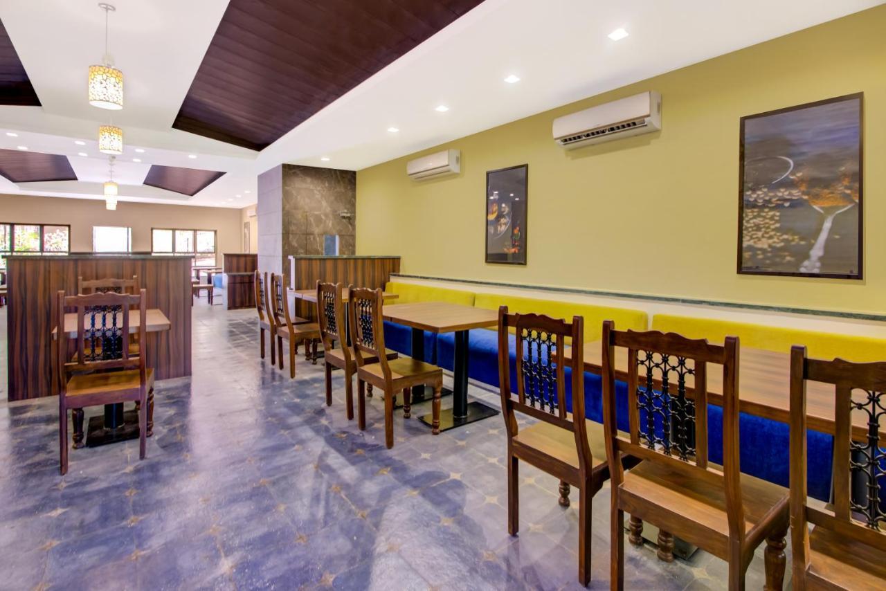 Отель Club Mahindra Netrang Экстерьер фото