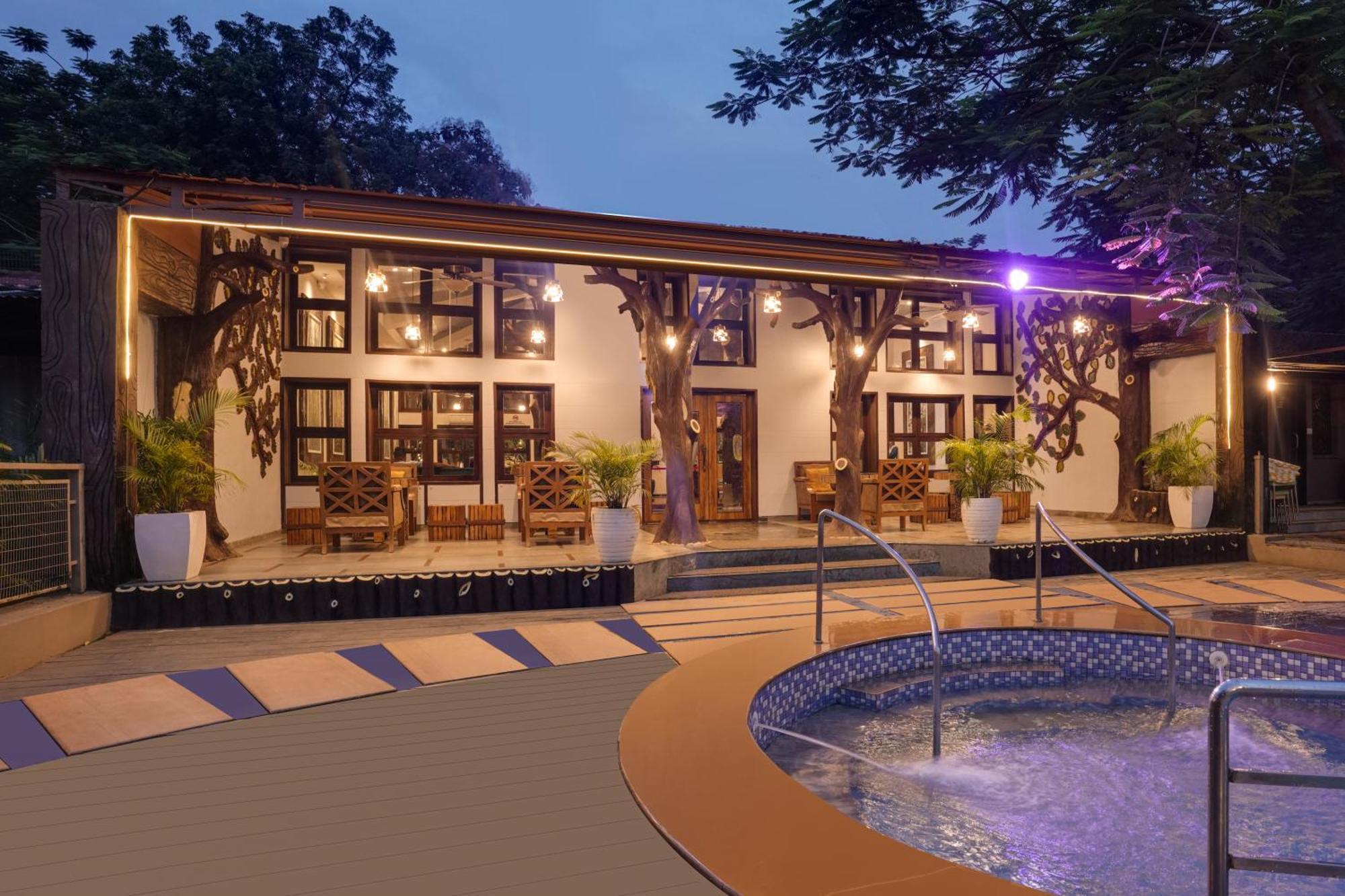 Отель Club Mahindra Netrang Экстерьер фото