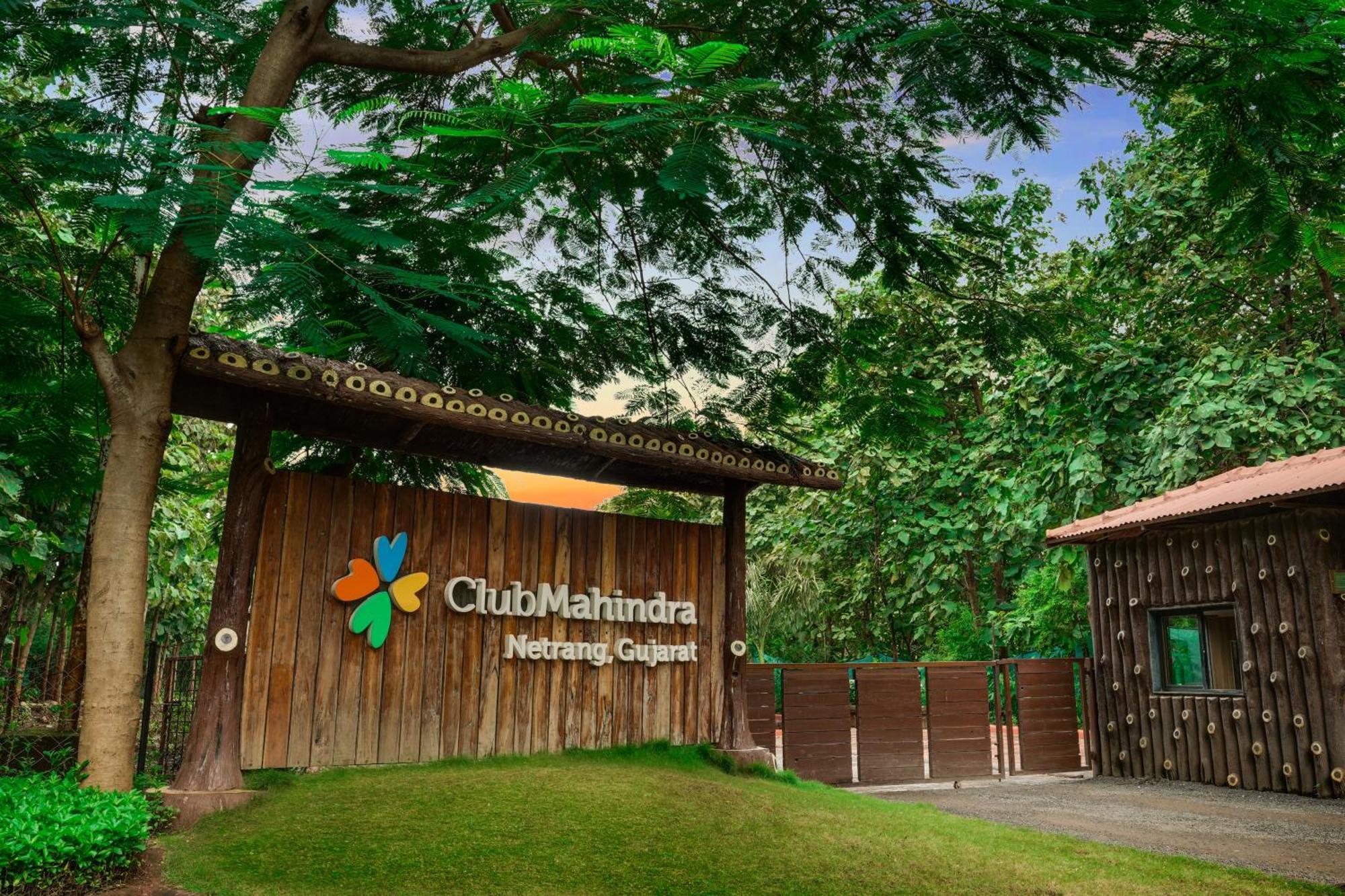 Отель Club Mahindra Netrang Экстерьер фото